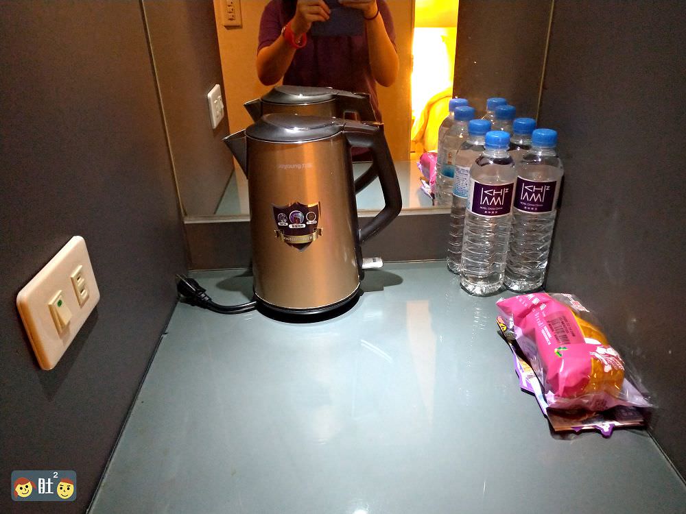 台南親子飯店推薦》台南趣淘漫旅,好玩刺激的飯店.攀岩,空中漫步,游泳,光束任務…室內戶外都好玩。