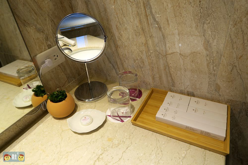 新竹住宿》AJ HOTEL安捷國際酒店.六家火車站與新竹高鐵旁潛艇風飯店.逛街,美食樣樣都有
