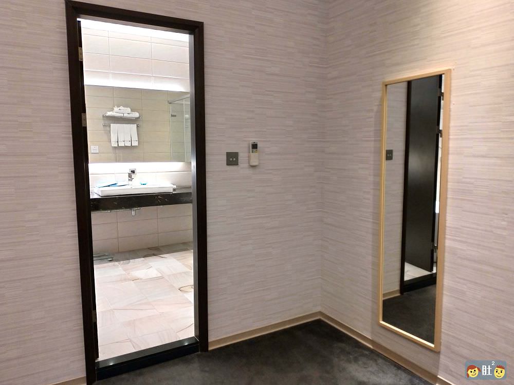 台中住宿》頭等艙飯店.靠近綠園道,台中自然科學博物館.