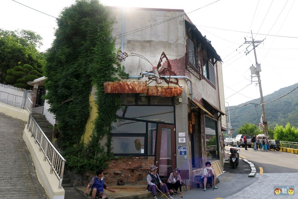 韓國釜山跟團Day3-4.草梁故事路168階梯.甘川洞文化村附近景點. - 第10張圖 韓國釜山跟團Day3-4.草梁故事路168階梯.甘川洞文化村附近景點.