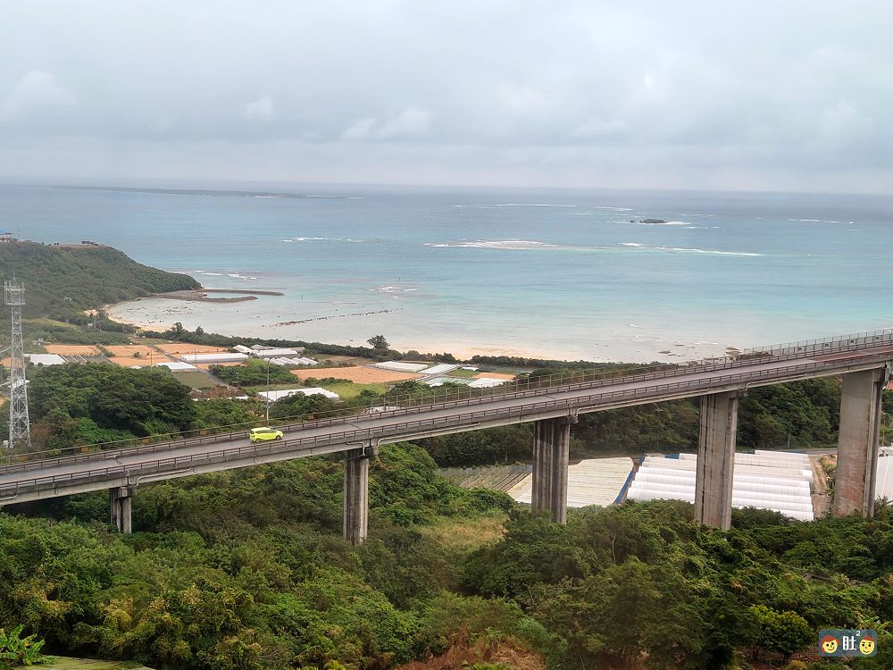 沖繩不自駕Day1-1.玉泉洞壯觀鐘乳石,系滿魚市場,Outlet購物,知念岬,瀨長島看飛機.