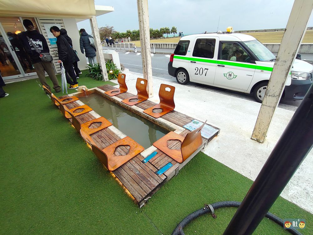 沖繩不自駕Day1-1.玉泉洞壯觀鐘乳石,系滿魚市場,Outlet購物,知念岬,瀨長島看飛機.