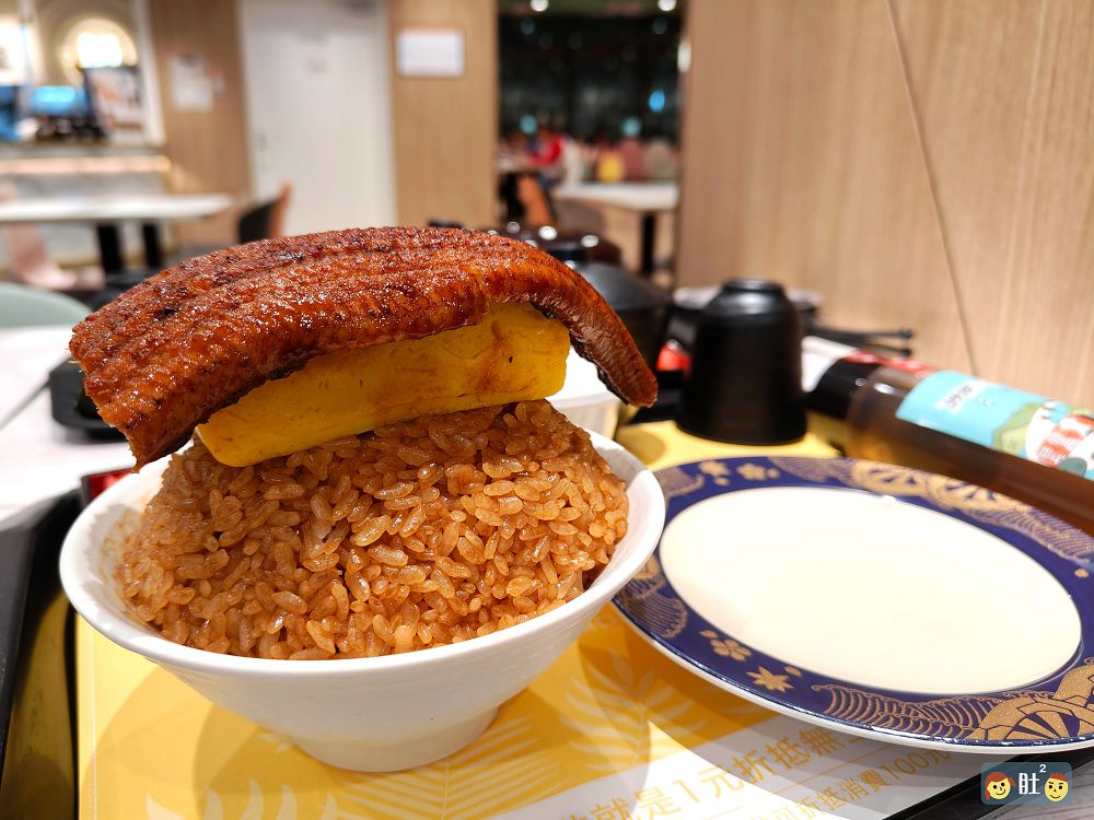 林口美食推薦》鰻鰻EXPRESS.林口Outlet二館美食街,大口爽爽吃鰻魚！