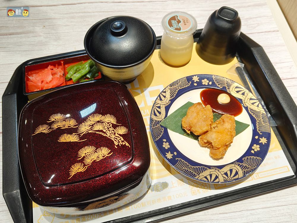 林口美食推薦》鰻鰻EXPRESS.林口Outlet二館美食街,大口爽爽吃鰻魚！